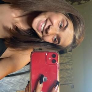 Meet your Posher, Marissa